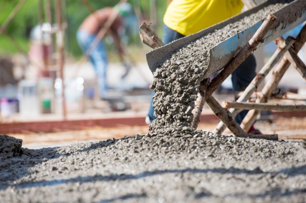 Backyard Concrete Pouring in Toms River